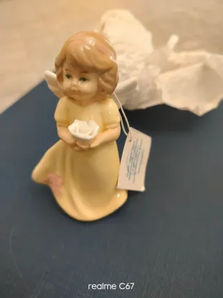 Figurina bambina con cane in ceramica vendo tutto