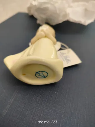 Figurina bambina con cane in ceramica vendo tutto