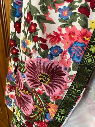 Cazadora floral multicolor
