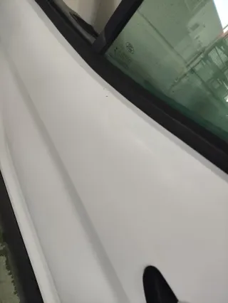 Puerta delantera izquierda Ford Transit de 2018