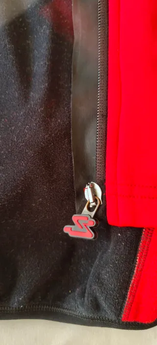 Chaqueta Spiuk ciclismo roja y negra