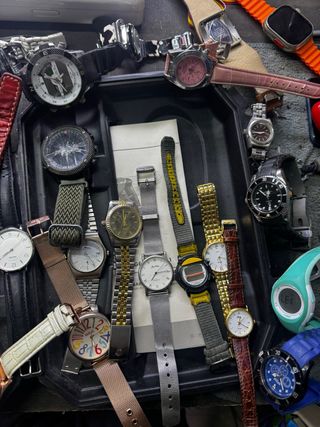 Lote de relojes varios son 34 o mas negociable ￼