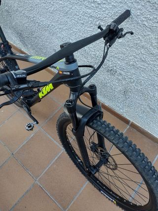 Bicicleta Montaña Carbono KTM MYROON Alpha 29”