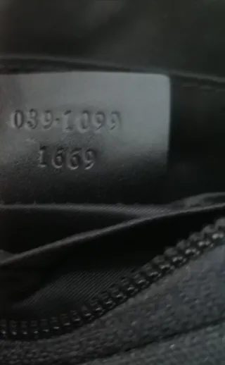 Borsello Gucci mini con catenina