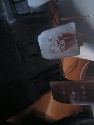 Volante e Pedali Thrustmaster PS