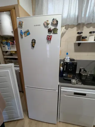 Nevera Combi Daewoo No Frost 1,85m