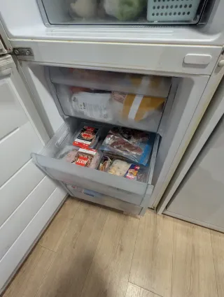 Nevera Combi Daewoo No Frost 1,85m