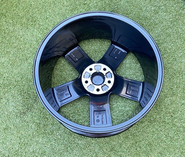 Llantas Originales VW Volkswagen 19" - Impolutas