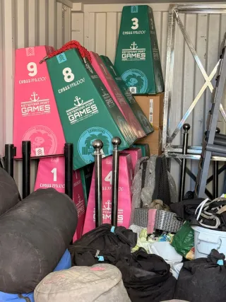 Equipo de Gimnasio: Barras, Pelotas y Más