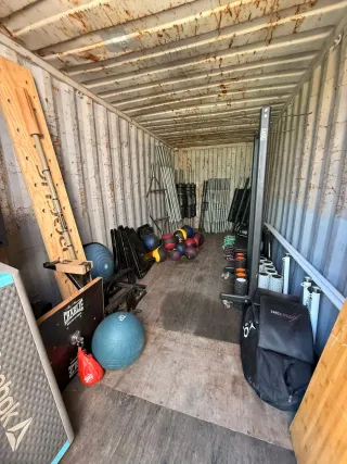 Equipo de Gimnasio: Barras, Pelotas y Más