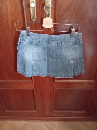 Falda vaquera Stradivarius azul