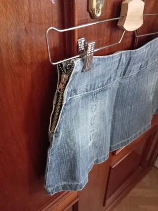 Falda vaquera Stradivarius azul