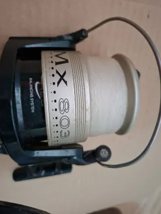 Carrete de pesca Okuma MX