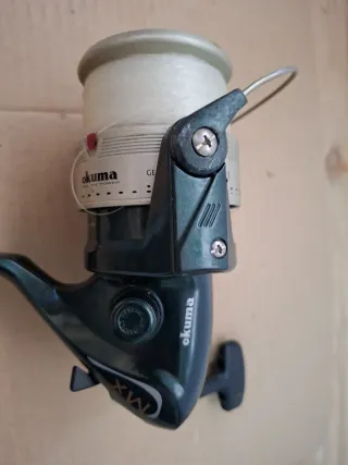 Carrete de pesca Okuma MX