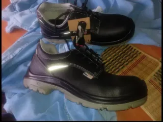 Zapatos de seguridad J'hayber Talla 44 Nuevos