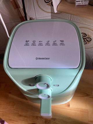 Freidora de aire color menta