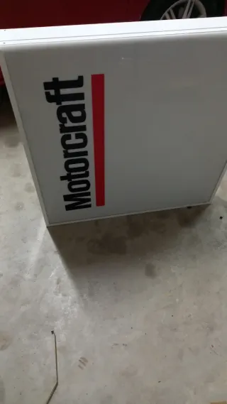 Letrero luminoso Motorcraft