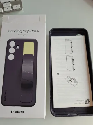 Custodia originale Samsung S24 colore lilla scuro