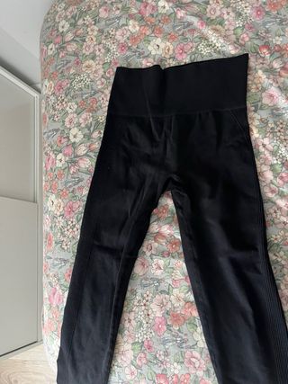 Conjunto 4 Mallas Deportivas Mujer