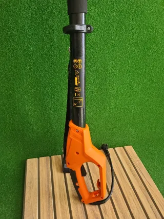 Motosierra Eléctrica Pértiga BLACK+DECKER PS7525