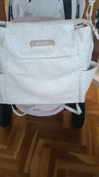 Carrito Bugaboo con accesorios,con 2 capotas