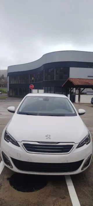 Peugeot 308 Allure 2015 Blanco