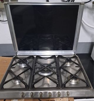 Encimera de gas Smeg 5 fuegos