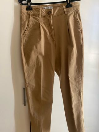 Pantalón chino beige talla S