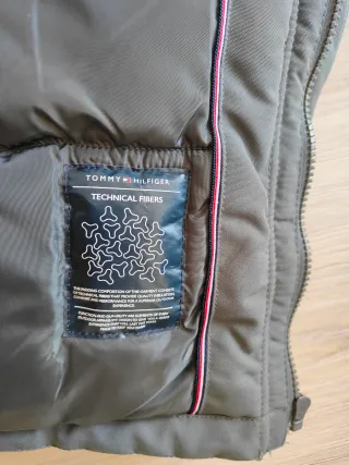 Anorak Tommy Hilfiger niño