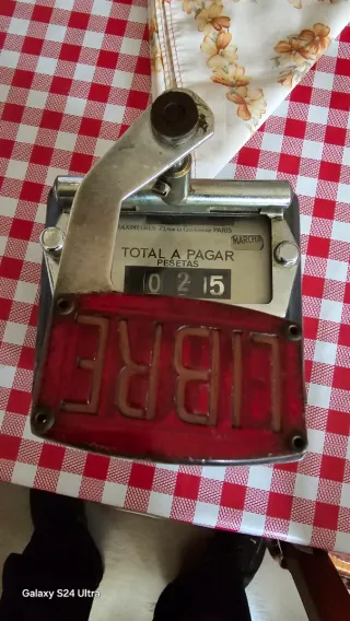 Taxímetro antiguo años 60