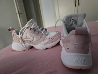 Zapatillas Nike Air Rosa y Blancas
