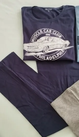 Lote 2 pijamas manga larga. Talla S hombre