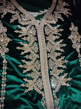 Caftán elegante marroquí