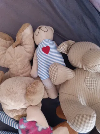 Lote 4 peluches infantiles