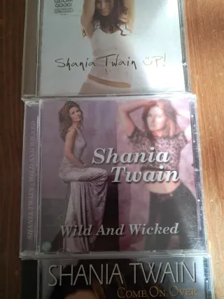 CDs Shania Twain: Up!, Wild & Wicked, Come On Over