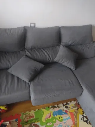 Sofá chaise longue gris tela