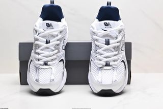 New Balance 530 Blanco/Azul Talla 40