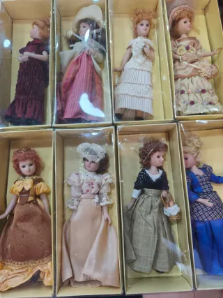 Collezione di bambole in porcellana