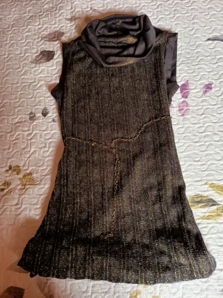 Top fiesta negro y dorado