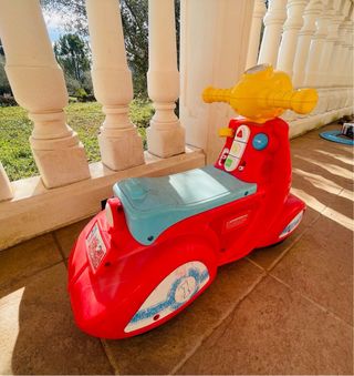 Moto correpasillos Fisher-Price