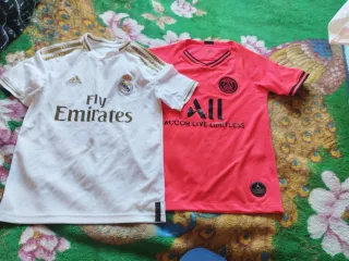 Camiseta del psg y del Madrid
