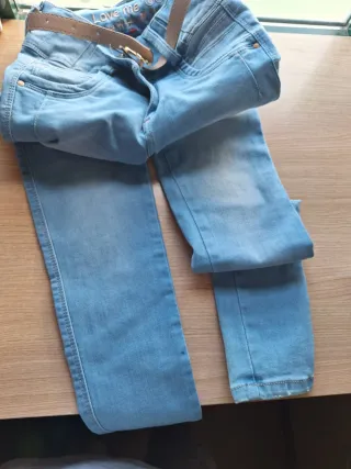 Pantalón vaquero Love me azul talla 8