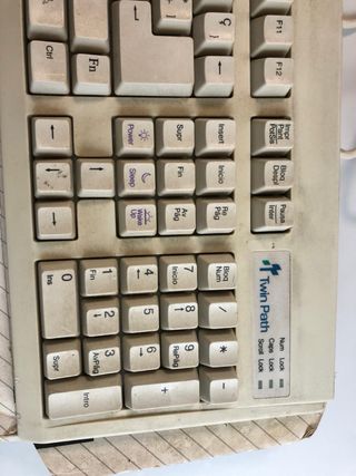 Teclado Twin Path Beige Windows 98