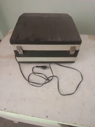 Tocadiscos Kolster Young Music. Precio a convenir