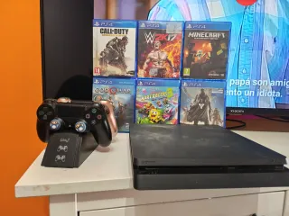 PS4 Slim Negra + 2 Mandos y 6 Juegos