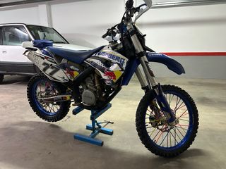 Moto Enduro Husaberg 77