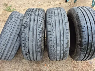 Juego de 4 Ruedas Nissan