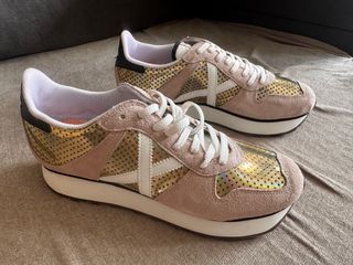 Zapatillas Munich Mujer Doradas y Rosas