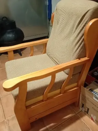 Sofá 3 plazas y sillón individual.