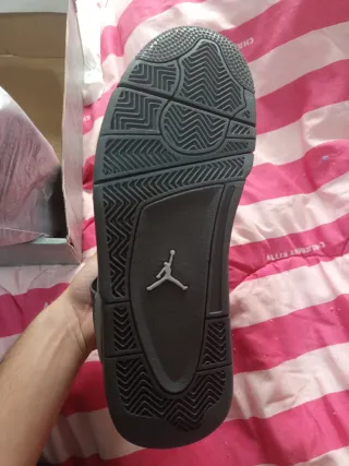 Tenis Air Jordan 4 Gris y Blanco